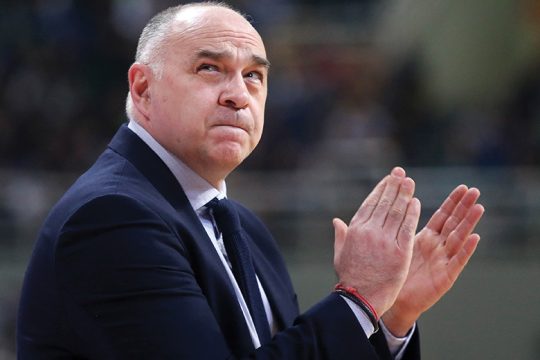Ο Λάσο εκτός πάγκων