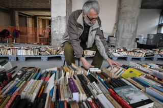Παλαιοβιβλιοπωλείο αστέγων