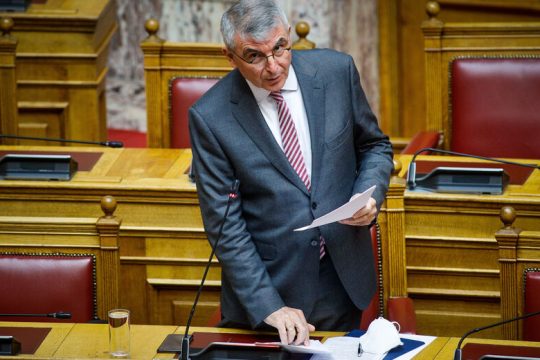 Προς μεταβατική περίοδο για τις πρόωρες συντάξεις