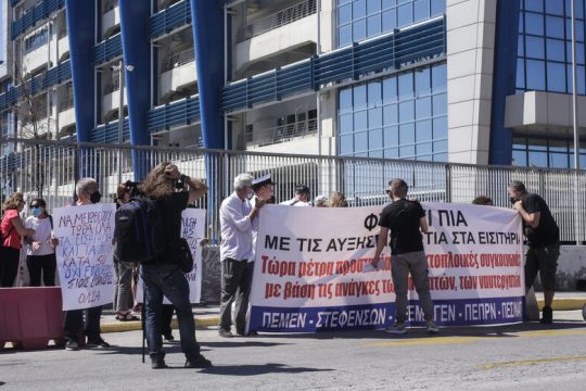 Απλησίαστα τα ακτοπλοϊκά εισιτήρια
