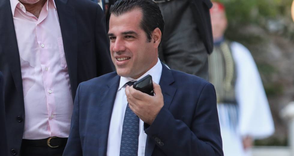 Απίστευτος κυνισμός Πλεύρη παρά τους κινδύνους για τη δημόσια υγεία