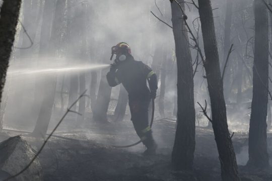 Οι φλόγες έκαναν στάχτη τον «πανέτοιμο» μηχανισμό