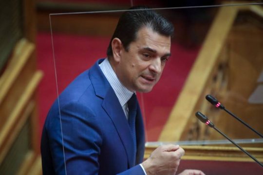 Πέρασε το νομοσχέδιο – «σκούπα» του υπ. Περιβάλλοντος