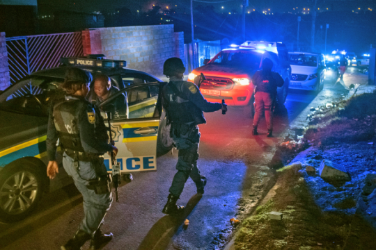 Εννέα νεκροί σε διαφορετικά περιστατικά ένοπλης βίας σε μια νύχτα, στη Νότια Αφρική