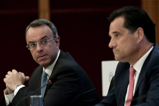 «Ξαναγράφει» την έκθεση της ΕΛΣΤΑΤ η κυβέρνηση
