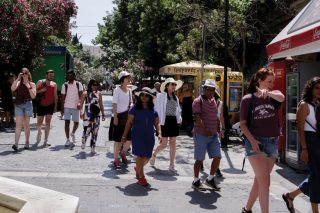 Fake news η «λήξη» της πανδημίας