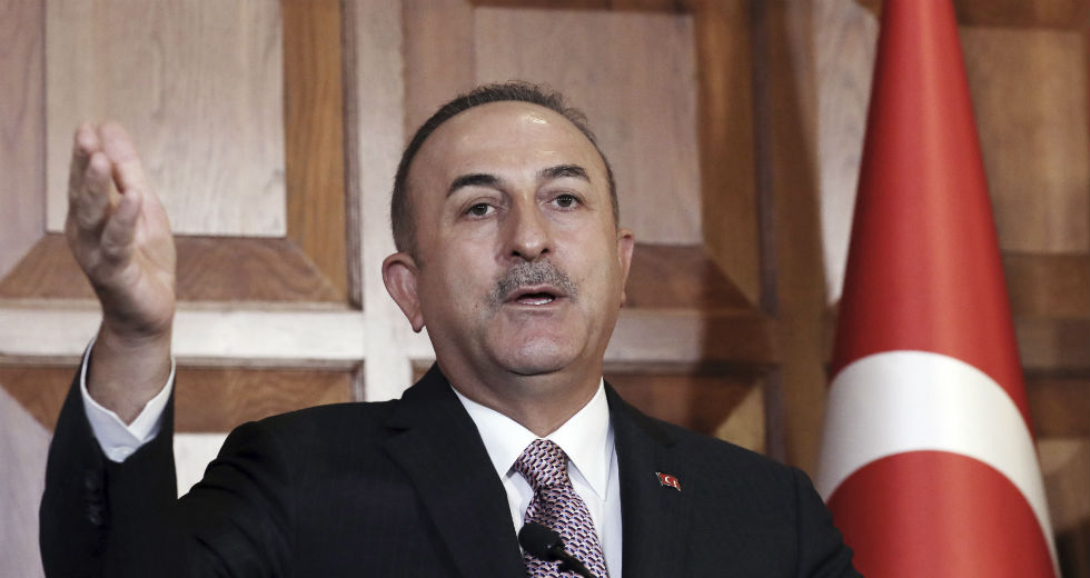 Αμφισβητεί την ελληνική κυριαρχία σε νησιά και εναέριο χώρο ο Τσαβούσογλου