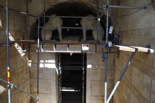 «Ελιωσε» από τις βροχοπτώσεις ο Τύμβος Καστά