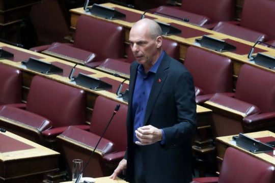 Γ. Βαρουφάκης: «Όχι» στο πάντρεμα του ιδιωτικού κέρδους και της υποβοηθούμενης σύλληψης