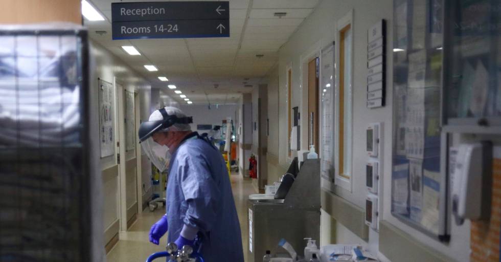 Σοβαρός κίνδυνος για υγειονομικούς κι ασθενείς από την υποστελέχωση του βρετανικού ΕΣΥ