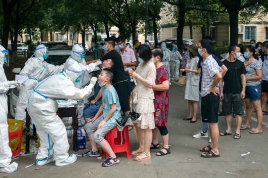 Νέες μελέτες συμπεραίνουν: Ο κορονοϊός ξεκίνησε στην αγορά της Γουχάν