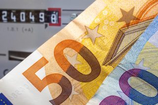 Νέες οδηγίες ΡΑΕ για τους λογαριασμούς ρεύματος