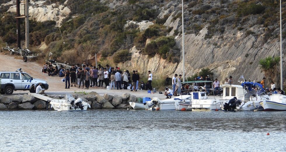Βρήκαν τα Κύθηρα 170 πρόσφυγες