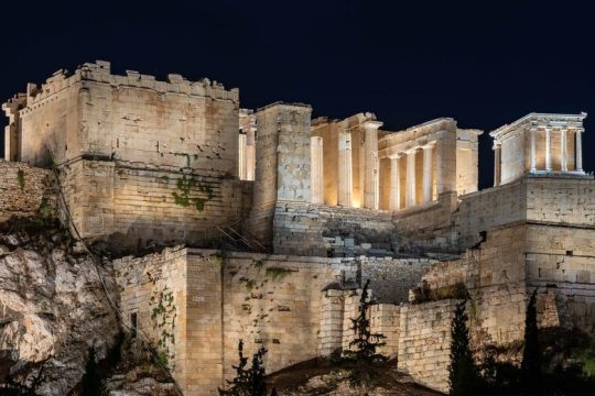 Προτεραιότητα η ανάδειξη των τειχών της Ακρόπολης