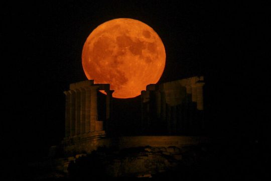 Πλήθος εκδηλώσεων και ανοιχτοί αρχαιολογικοί χώροι με την Αυγουστιάτικη Πανσέληνο