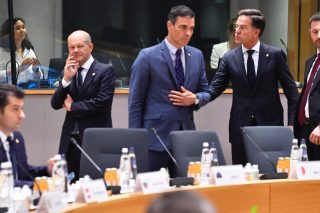 Η Ευρωπαϊκή Ενωση καταρρέει