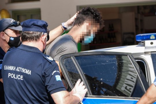 Σε «ήρεμη ψυχική κατάσταση» ο γυναικοκτόνος της Γαρυφαλλιάς την ώρα του φονικού