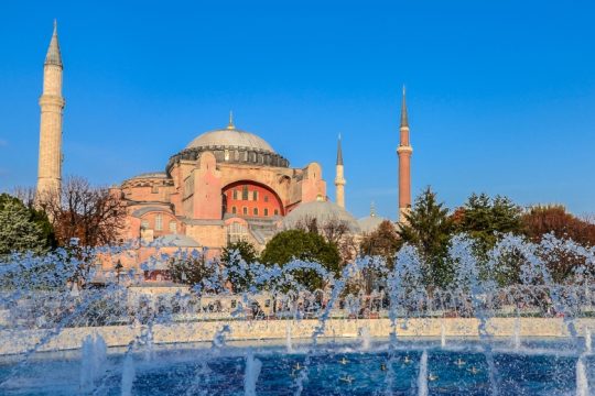 Ευ. Λέκκας: Ο φόβος για μεγάλο σεισμό στην Κωνσταντινούπολη και ο κίνδυνος για την Αγία Σοφία