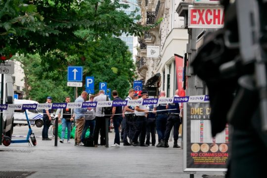 Σύλληψη οδηγού βαν που έπεσε σε καφετέρια στις Βρυξέλλες