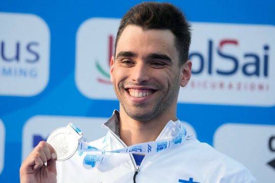 Με «ασημένιο» και «χάλκινο» φεύγουν από το ευρωπαϊκό κολύμβησης Χρήστου και Γκολομέεβ