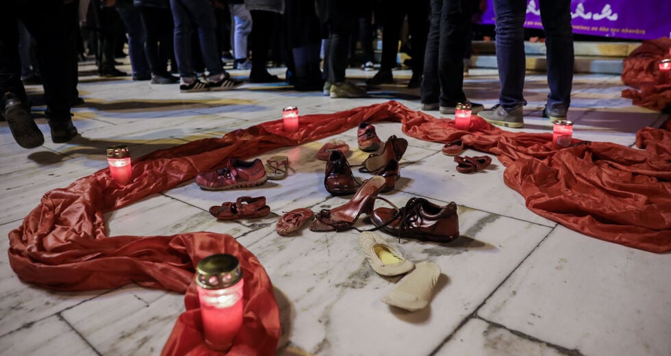 Αλλες δύο γυναίκες νεκρές μέσα σε ένα 24ωρο από τα χέρια των συζύγων τους