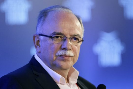 Ο Δ. Παπαδημούλης ζητά άμεσα μέτρα απ’ το Ευρωκοινοβούλιο για τις παρακολουθήσεις