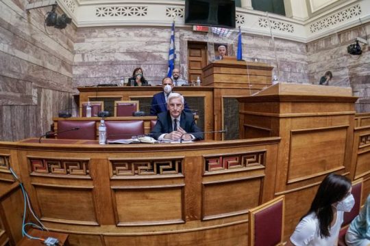 Ωρα απαντήσεων για τις υποκλοπές