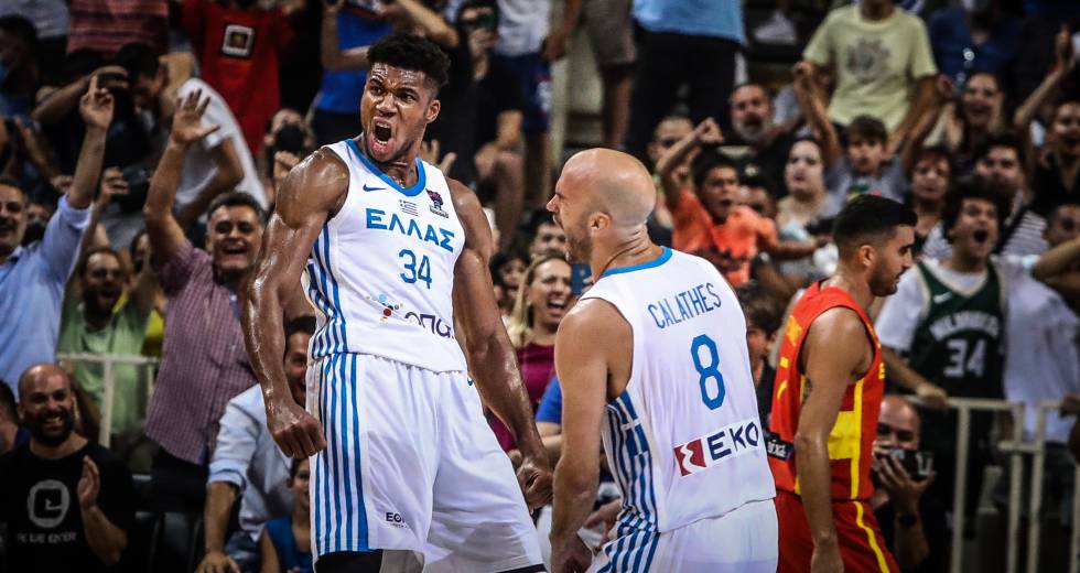 Φιλική νίκη κόντρα στην Ισπανία με σόου Αντετοκούνμπο