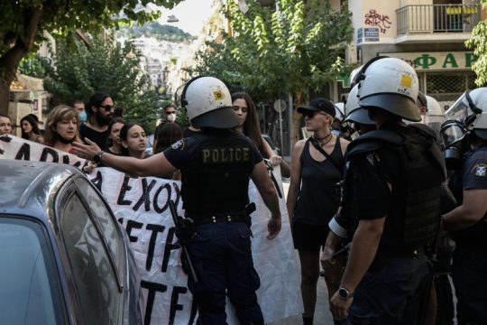 Κορυφώνεται και η πολιτική σύγκρουση για τον σταθμό του μετρό στην πλατεία Εξαρχείων
