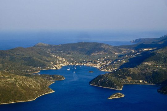 Δρόμο μακρύ να εύχεσαι