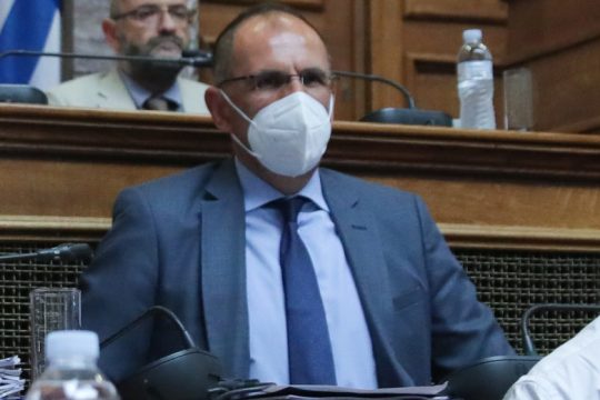 Επιτροπή Θεσμών και Διαφάνειας: Πρώτος γύρος σύγκρουσης στη Βουλή