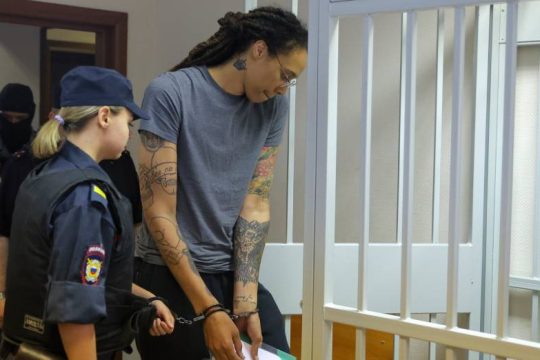 Ποινή φυλάκισης εννιάμισι ετών ζητούν οι Ρώσοι εισαγγελείς για την Μπρίτνεϊ Γκράινερ