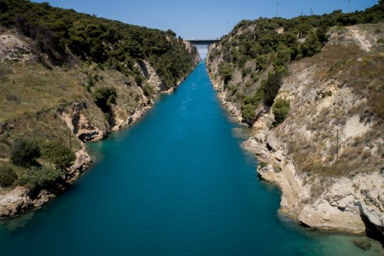 Μυστήριο με τον θάνατο Γάλλου τουρίστα στον Ισθμό της Κορίνθου