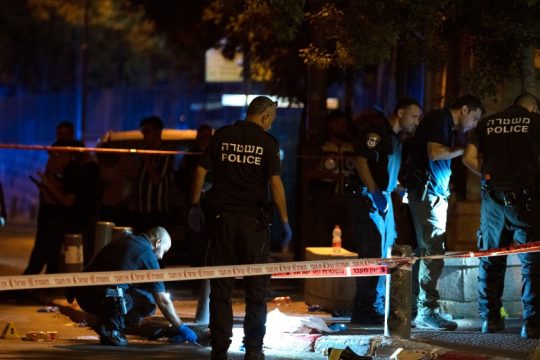 Επτά τραυματίες έπειτα από επίθεση σε λεωφορείο Εβραίων προσκυνητών στην Ιερουσαλήμ