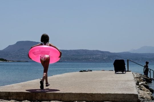 Υψηλές θερμοκρασίες, ηλιοφάνεια και αφρικανική σκόνη