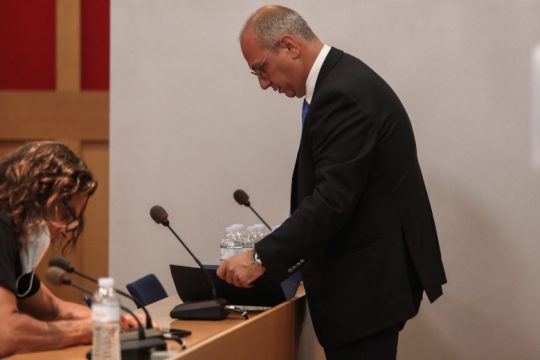 Τώρα εμφανίζονται τιμητές της Δημοκρατίας και της νομιμότητας