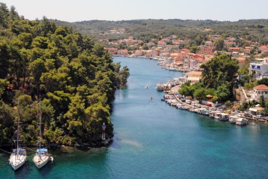 Στο νοσοκομείο 8χρονος που τραυματίστηκε στους Παξούς