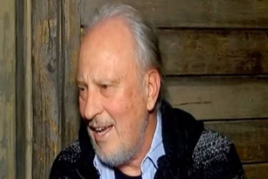 Πέθανε έπειτα από μάχη με τον καρκίνο ο τραγουδιστής Ρόμπερτ Ουίλιαμς