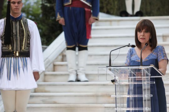 «Βιαστής είναι» είπαν στην Κ. Σακελλαροπούλου στην Αμοργό 
