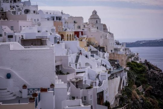 Στην Σαντορίνη η πρώτη τοπική συλλογική σύμβαση εργασίας