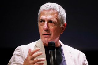 Αγωγές κατά όσων μας συκοφάντησαν ως «προδότες»