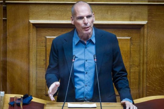 Επιστολή Βαρουφάκη προς ΑΔΑΕ ενόψει της αυριανής συζήτησης στη Βουλή
