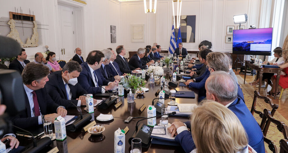 Για όλα φταίνε οι… Ρώσοι