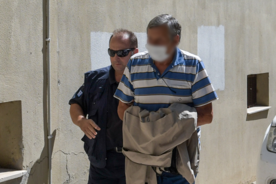 Ζητούν την αποπομπή αντιδήμαρχου στη Ζίτσα για κακοποίηση ζώου 