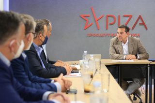 Συνάντηση Τσίπρα με εργαζομένους ΔΕΗ και ΔΕΔΔΗΕ