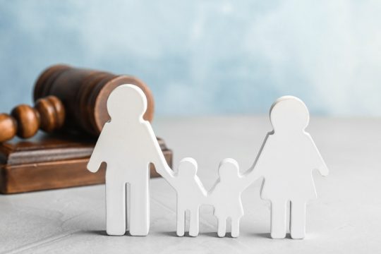 Φταίει η «κακιά στιγμή» είπε ο πατέρας του βρέφους που χαροπαλεύει στην εντατική