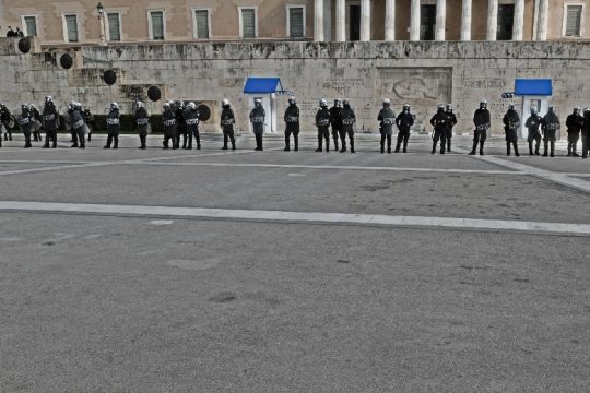 Δημοκρατική αποσύνδεση