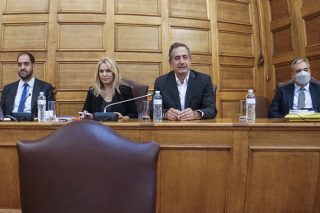 Ψεκάστε, συγκαλύψτε, τελειώσατε