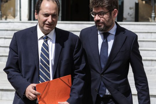 Στον εισαγγελέα τα ντοκουμέντα της υποκλοπής