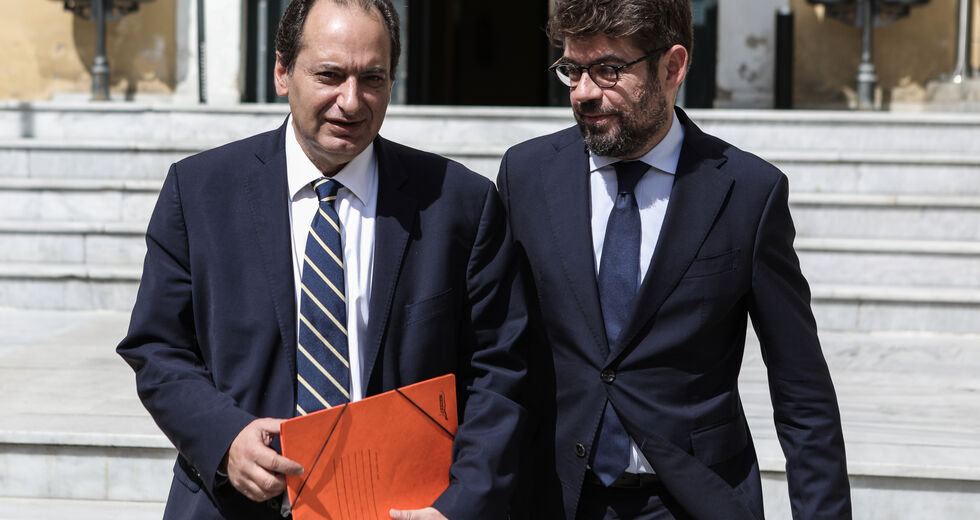 Στον εισαγγελέα τα ντοκουμέντα της υποκλοπής